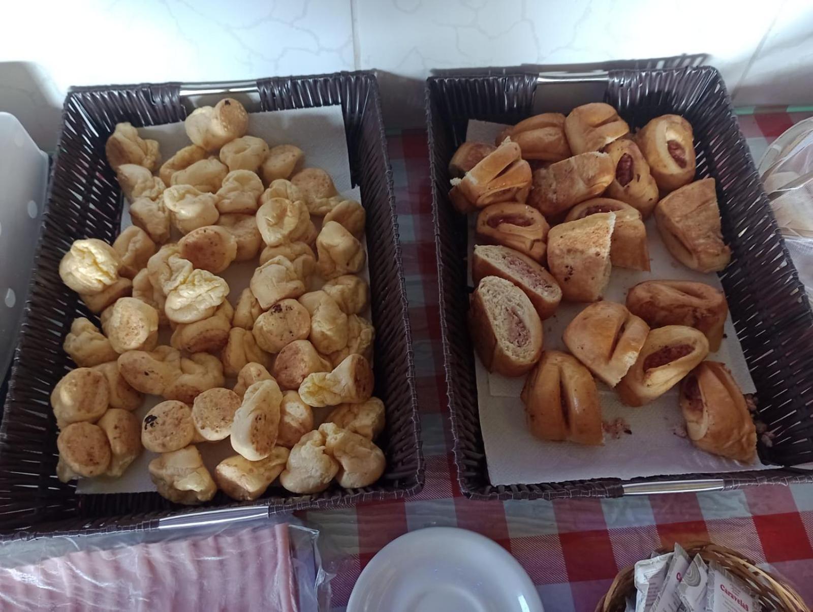 Pousada E Restaurante Frente Mar H Гуаружа Экстерьер фото